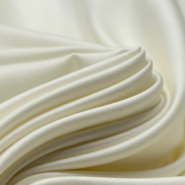BLOOM 42052034-566b-4bd8-9441-beaa7e273e7f