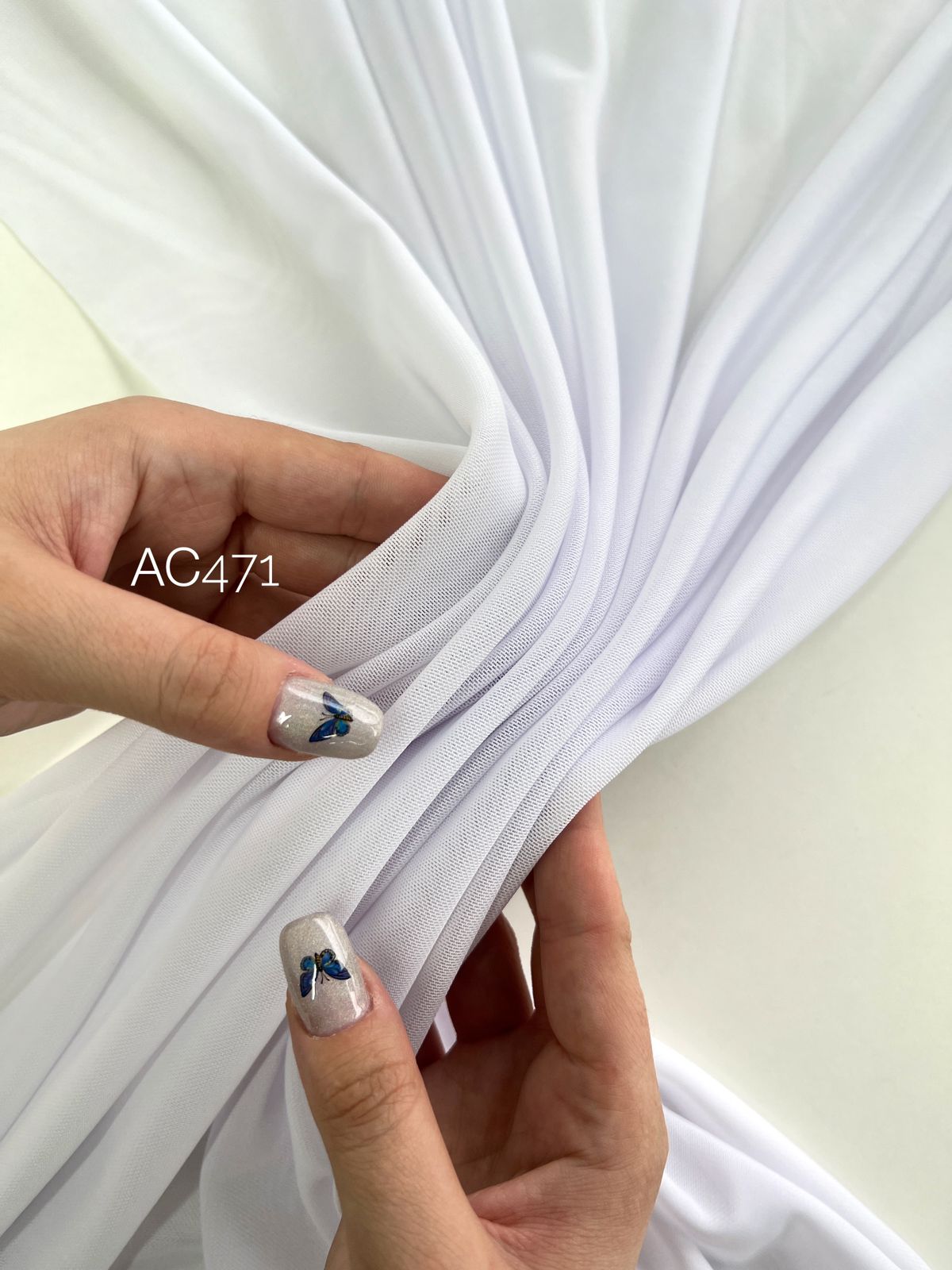 NYLON 32808184-0c9c-49e0-8e0f-e82a3c5e2681