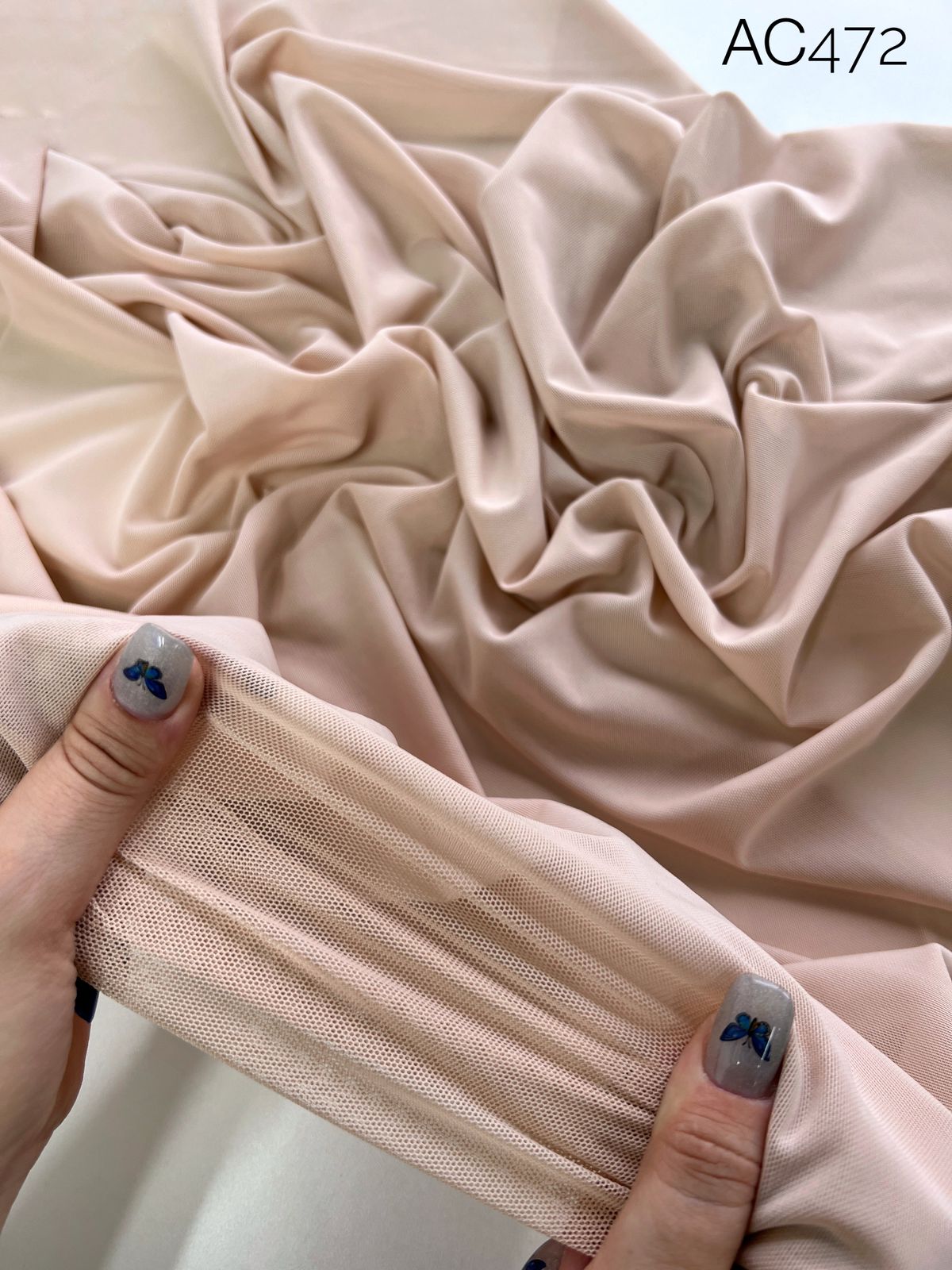NYLON b66ea2ea-1b8f-471a-a85e-f85967100079