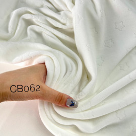 MALY 89445701-95bd-46a5-9791-a726a1af6c32