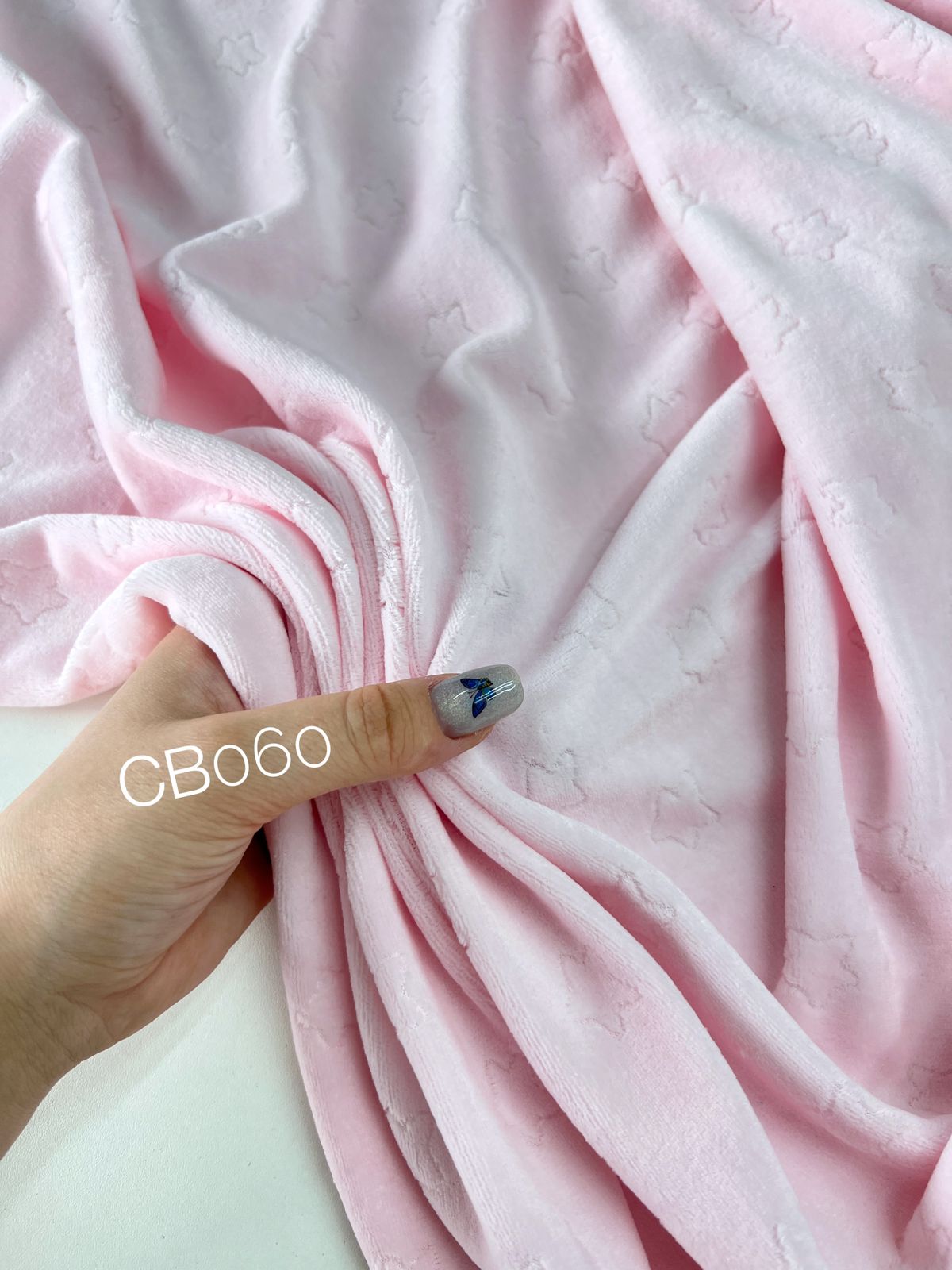 MALY c4058b03-f089-40fb-bcd7-aab3893f4058