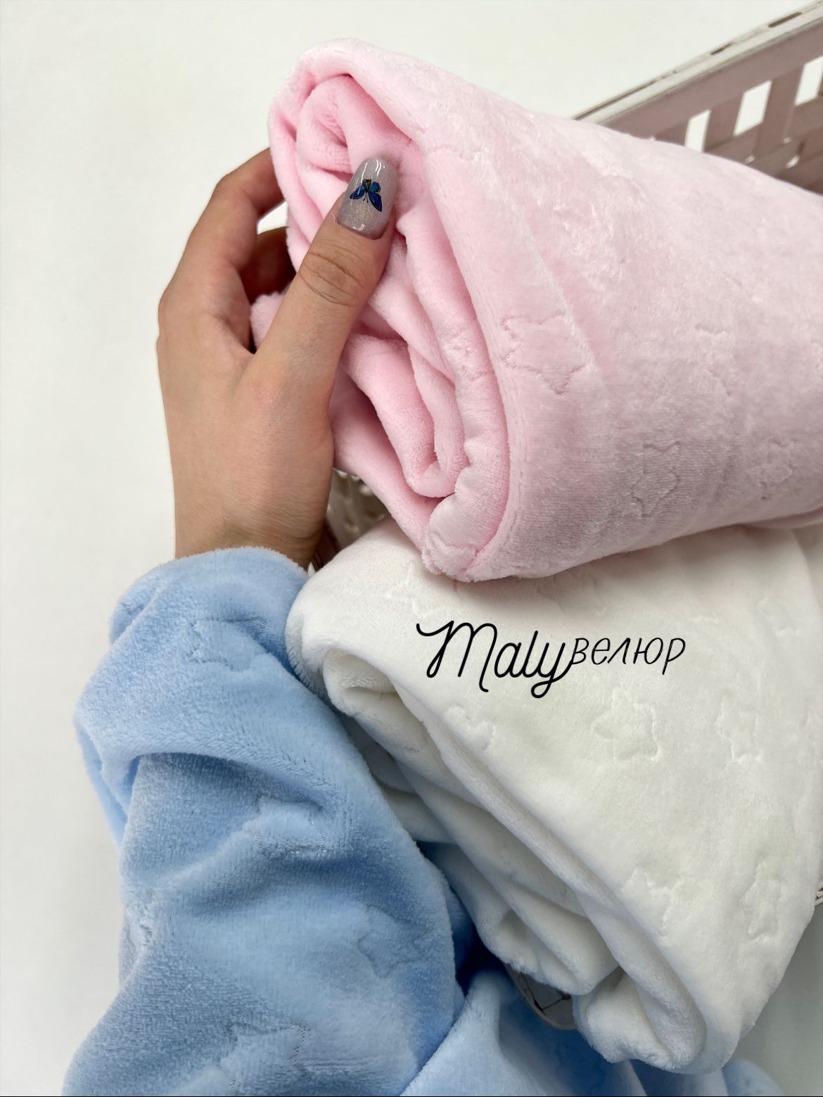 MALY cfe7590a-005c-4414-b559-8caa5c669c9d