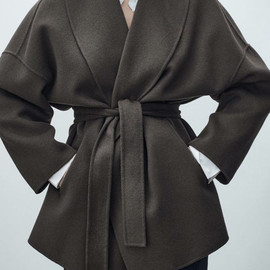 NUDE 5226710608227987645