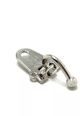 Крючок F17 розы букет