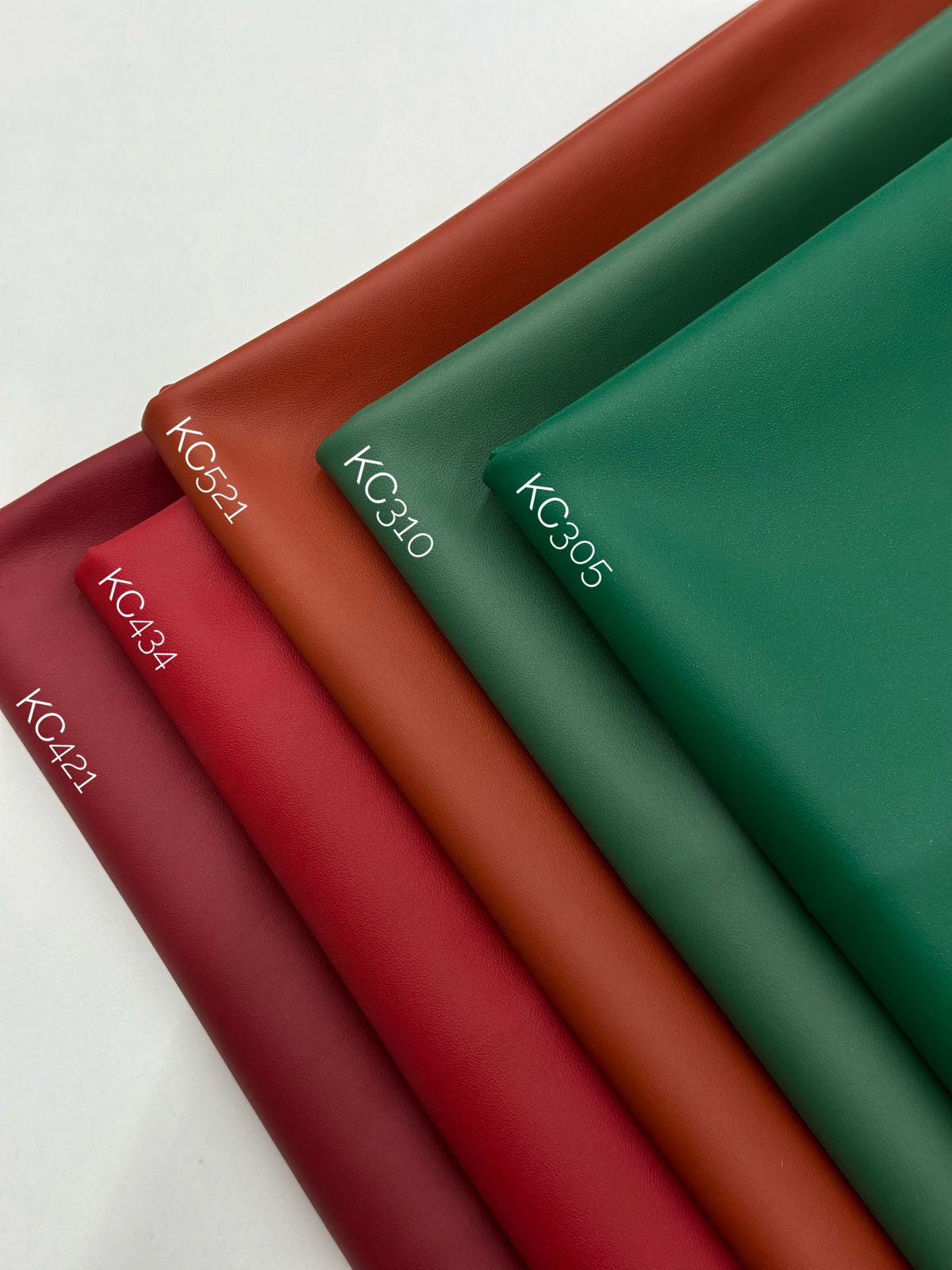 MATTE CASUAL 159e84e9-74c0-4258-8f4a-cb5611857425