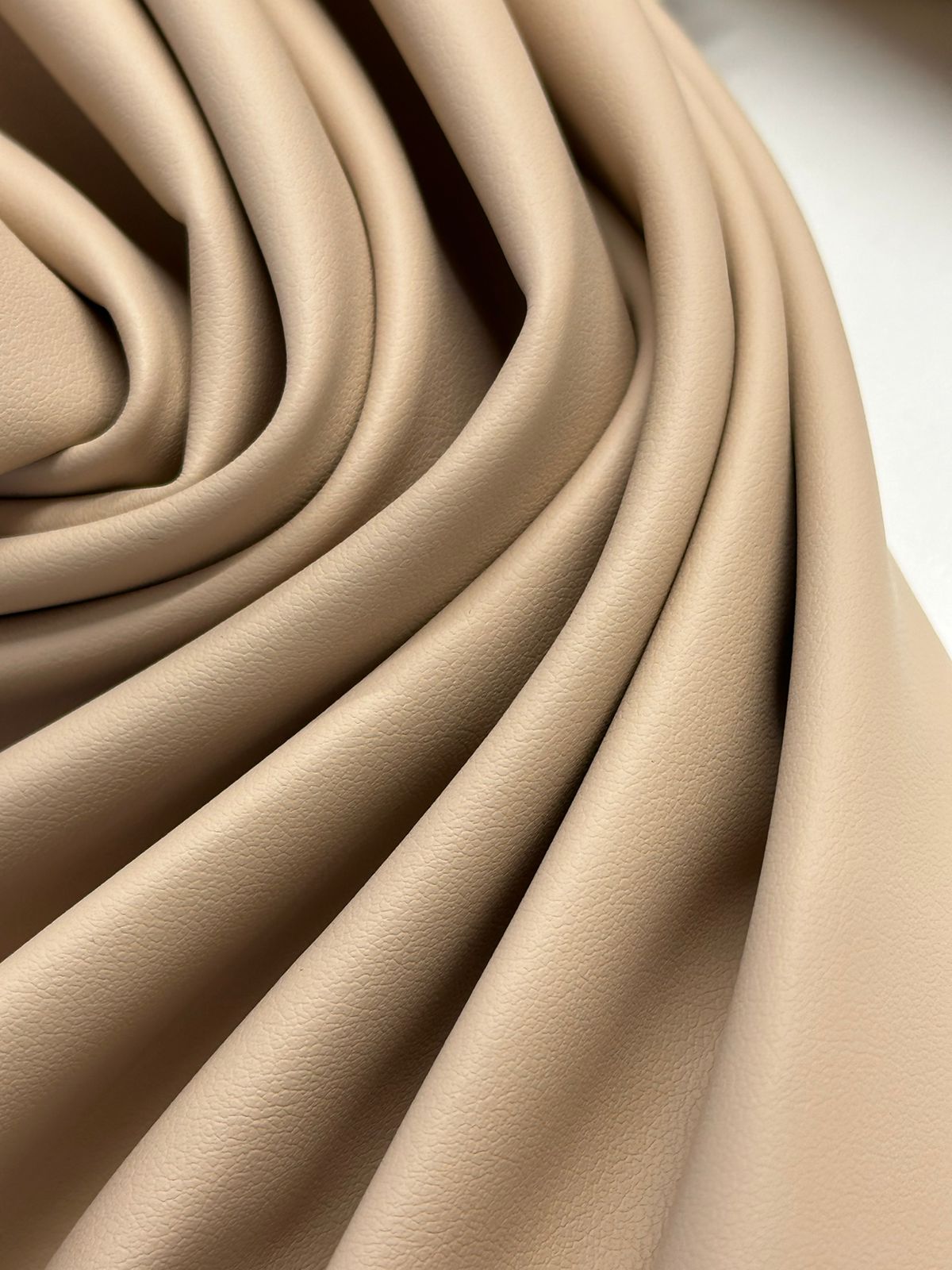 MATTE CASUAL 7f38e6be-0ff4-4f4d-b285-7ed0061fea96