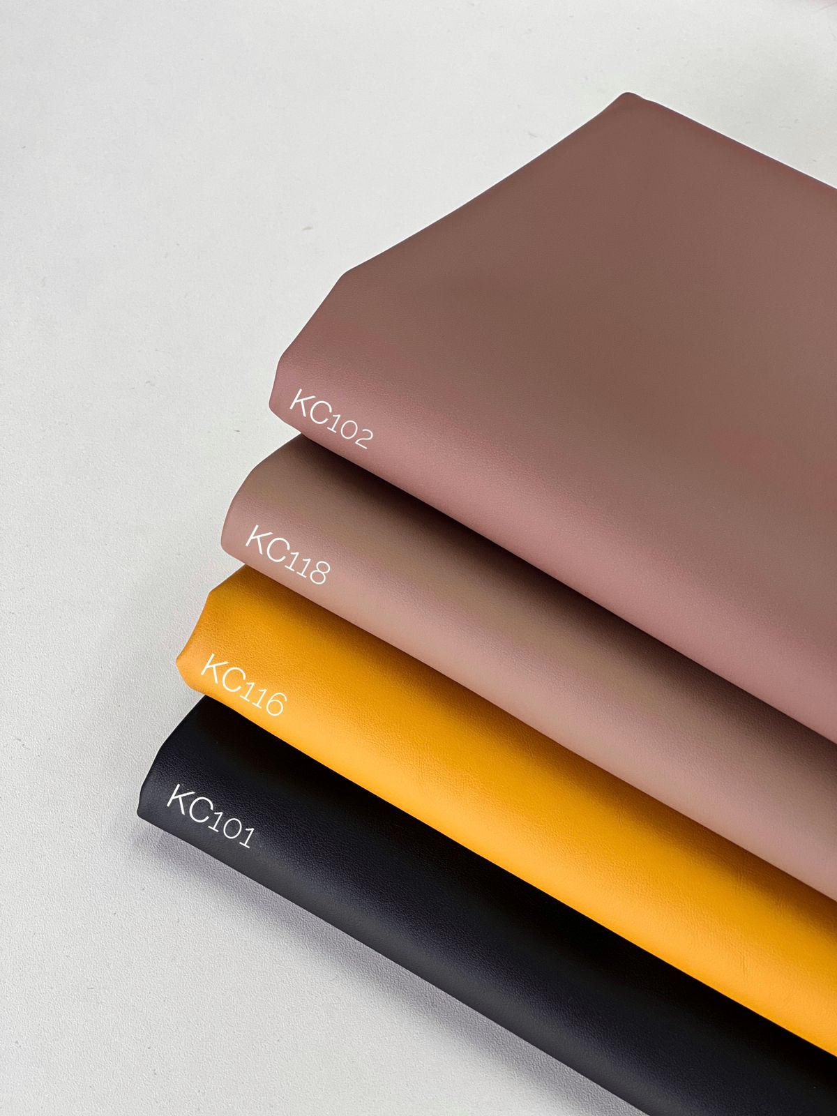 MATTE CASUAL a11b74d0-4ae7-4e97-90f9-35d0f1ec5b16