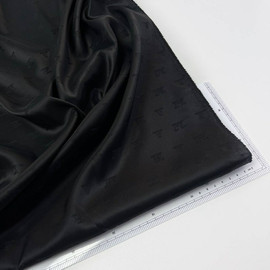 чёрный