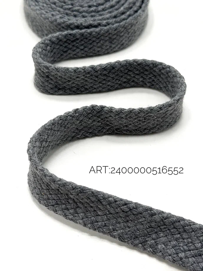 552