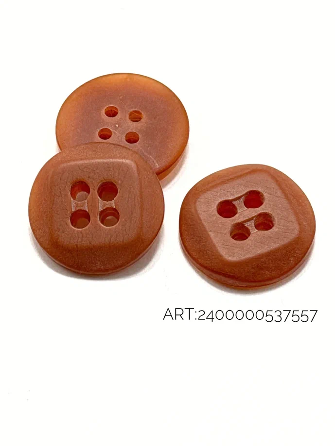 557